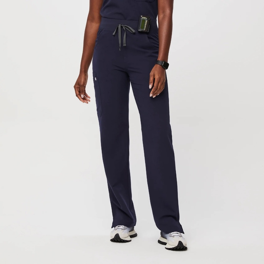 Figs Navy Kade HW Cargo Scrub Pants XS/P